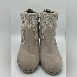 Diba True Women's Cheer Leader Ankle Booties Ice Grey Suede
